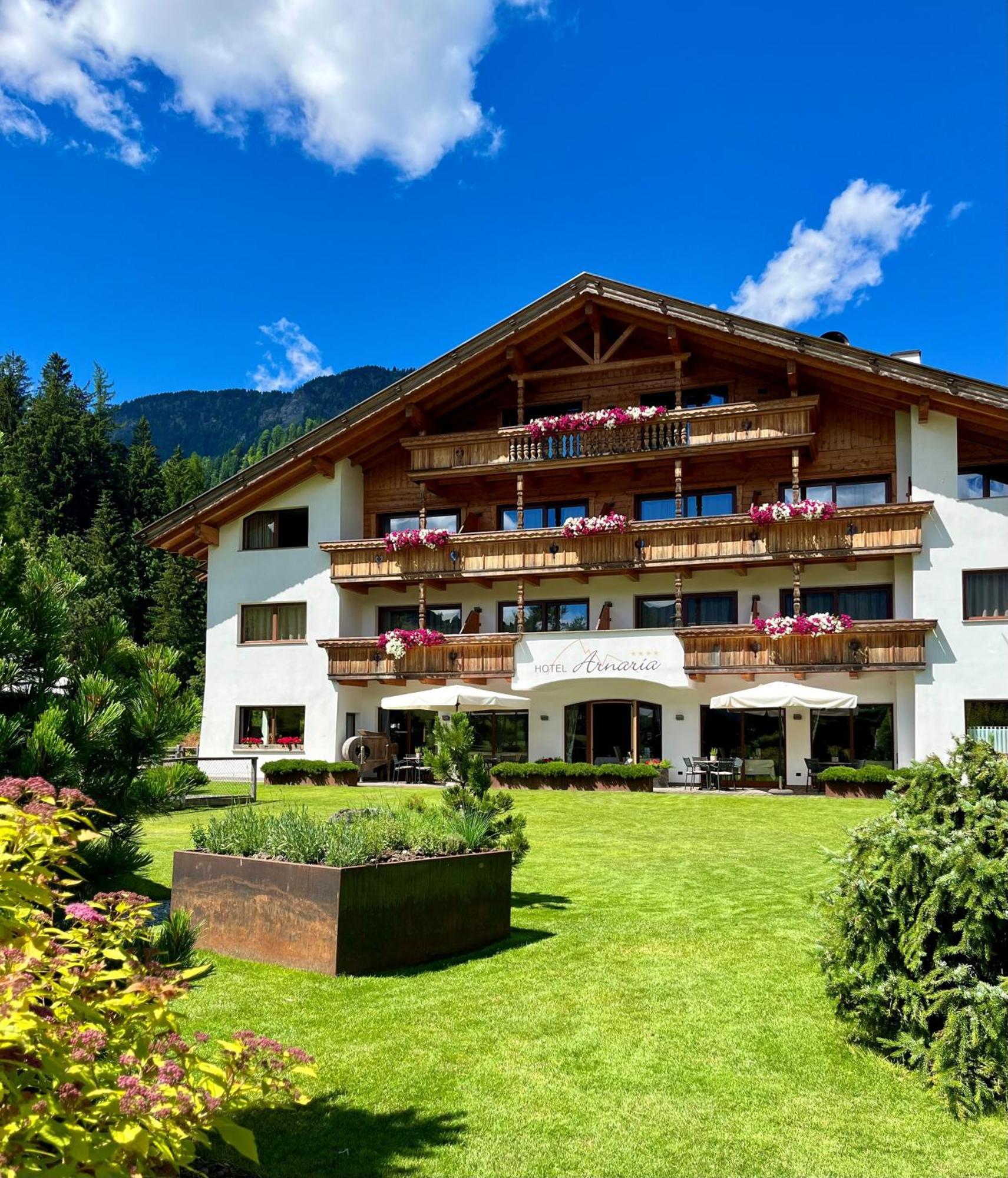 Hotel Arnaria Ortisei Exterior foto